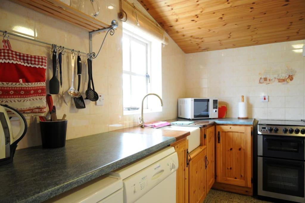 Cottage Skelligs Coast, Ring Of Kerry كاهيرسيفين المظهر الخارجي الصورة